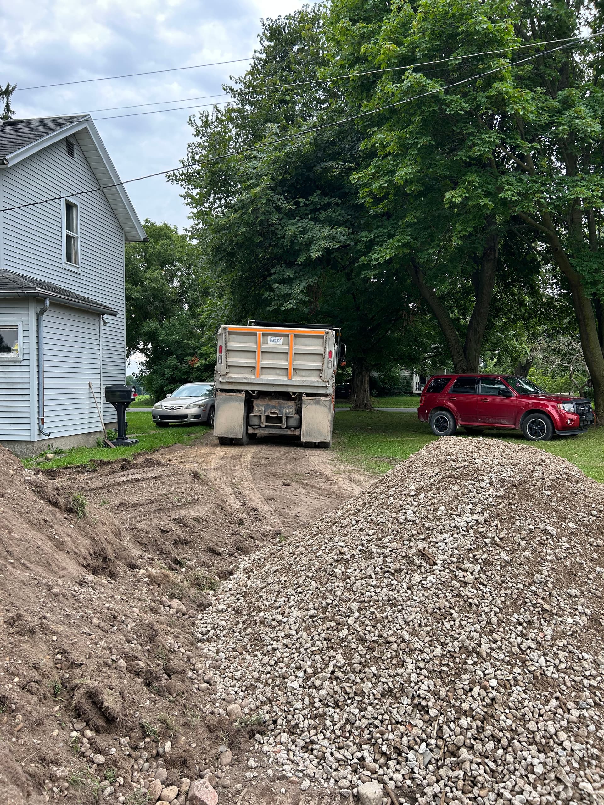 Gallery photos for Brand-New Gravel Driveway Installed in Lowell: Image #2