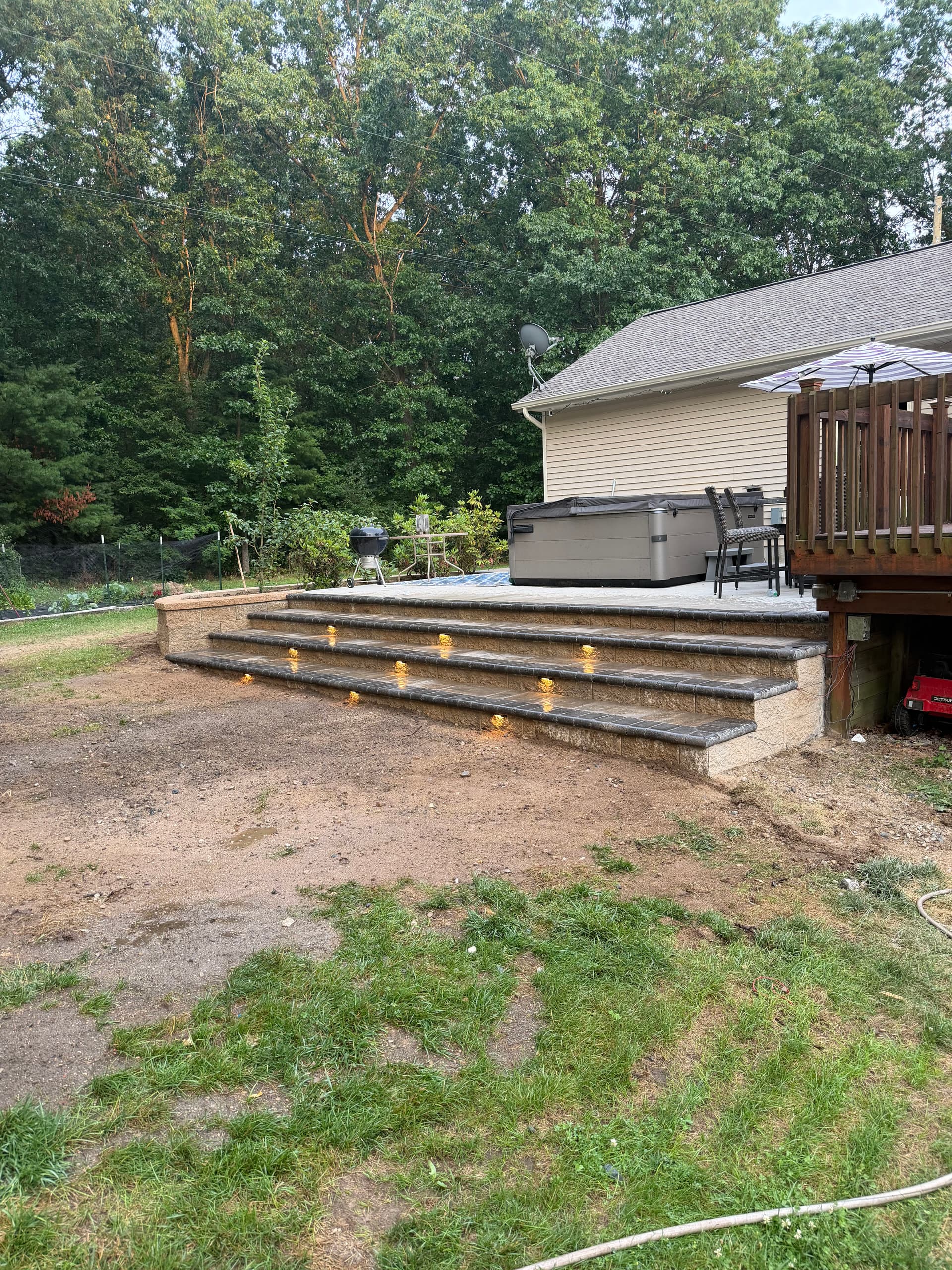 Gallery photos for New Patio Steps and Retaining Wall Give This Backyard a Sharp Finished Look: Image #2
